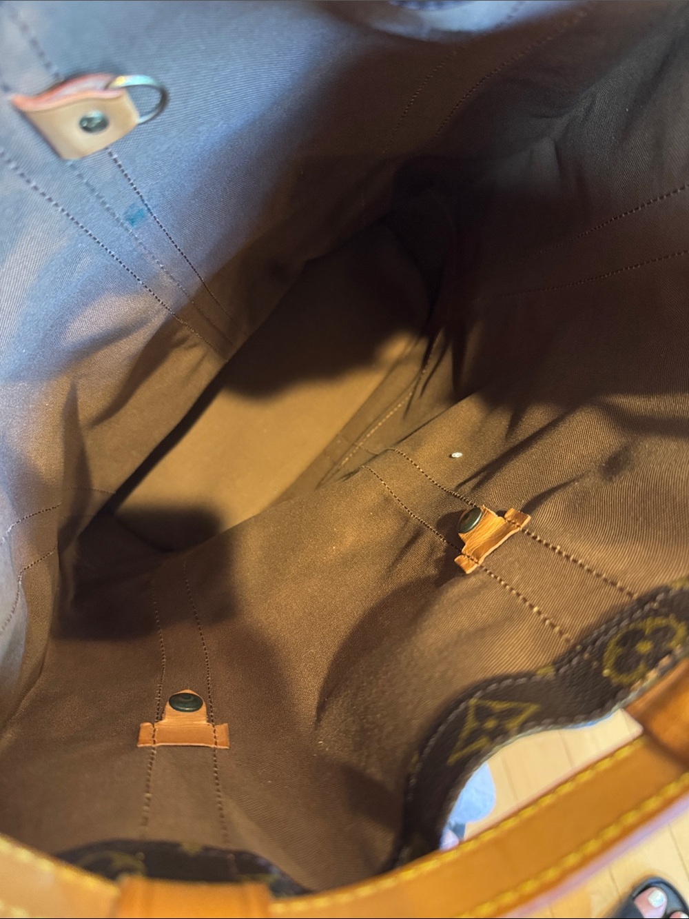 LV Randonnee with Dust Bag - Picture 13 of 15